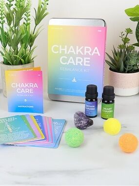 GIFT REPUBLIC Chakra Care Rebalance Kit